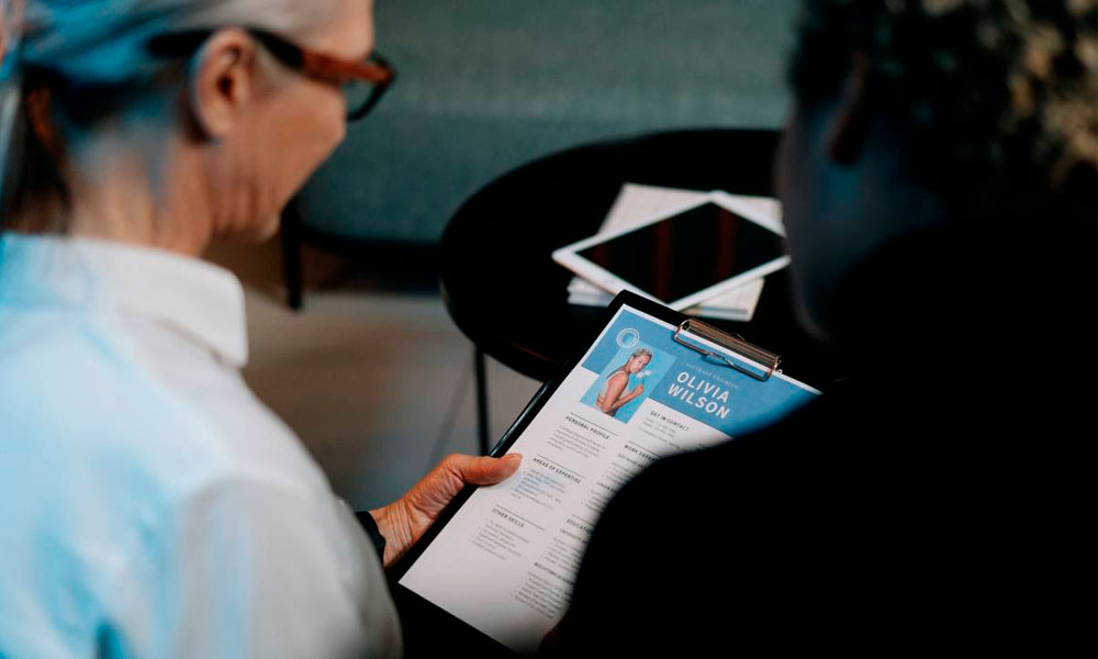 elección-cv-entrevista-join-our-team-recurso-rrhh-recursos-humanos-factor-humano